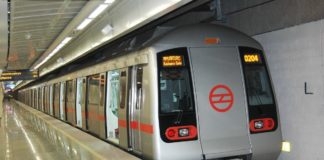 राजीव चौक मेट्रो स्टेशन पर ट्रेन की चपेट में आने से व्यक्ति की मौत दिल्ली मैट्रो