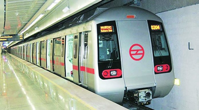 दिल्ली मेट्रो में