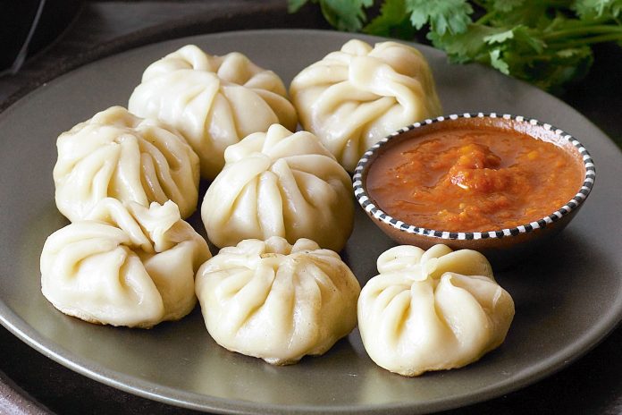 chicken-momos